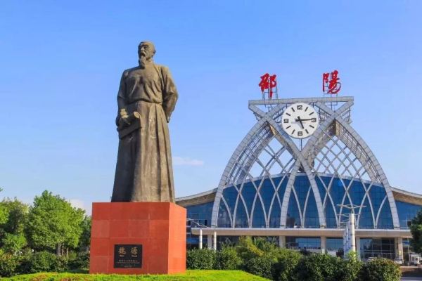 ��ꖾW(w��ng)վ���O�W(w��ng)վ��Ҫ���������ڽ�վ�rע��ʲô��